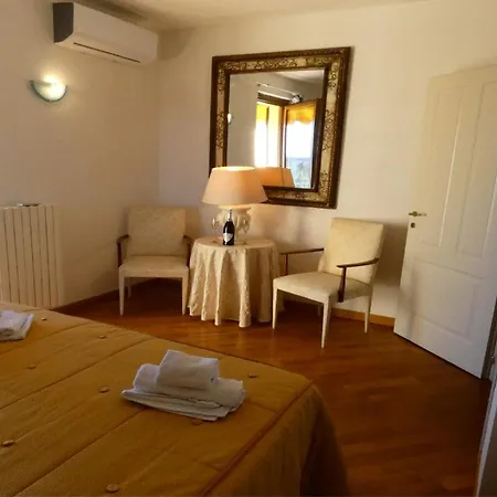 Paradiso Semesterbostad Polpenazze del Garda